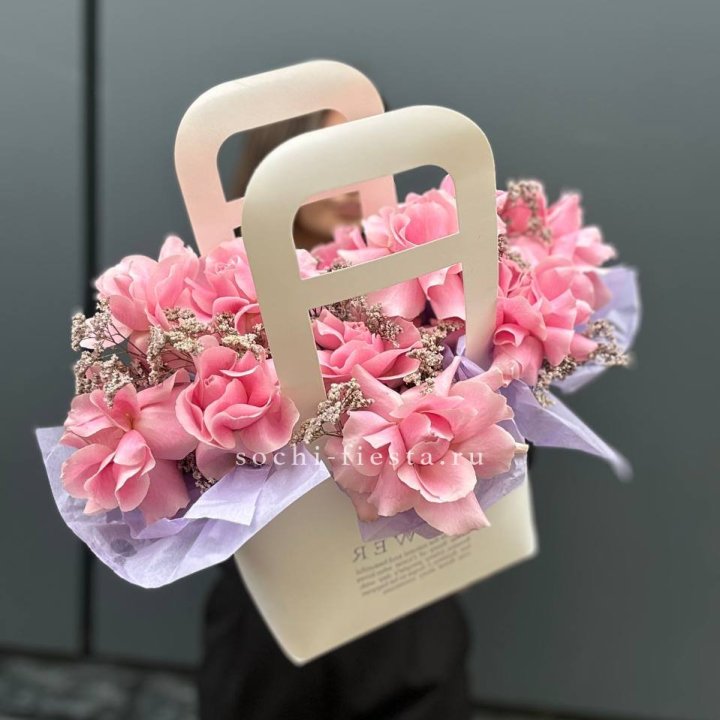 Сумочка розовых роз "Плинки" в Шахтах