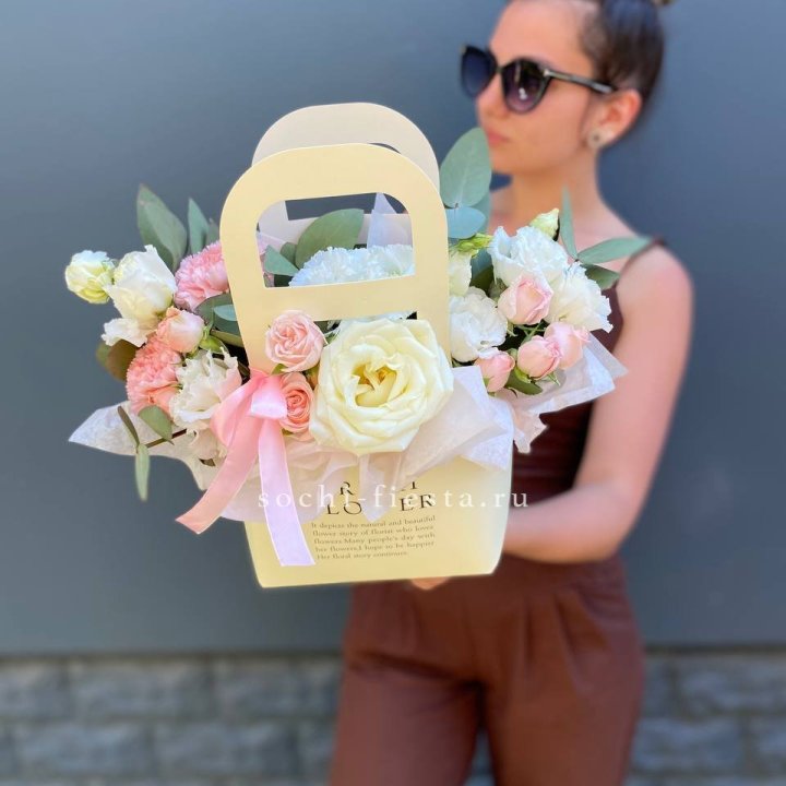 Цветочная сумочка "Рафаэль" в Шахтах