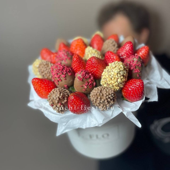 Клубника в боксе 30 ягод в Шахтах