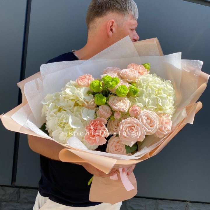 Авторский букет "Нежный крем" в Шахтах