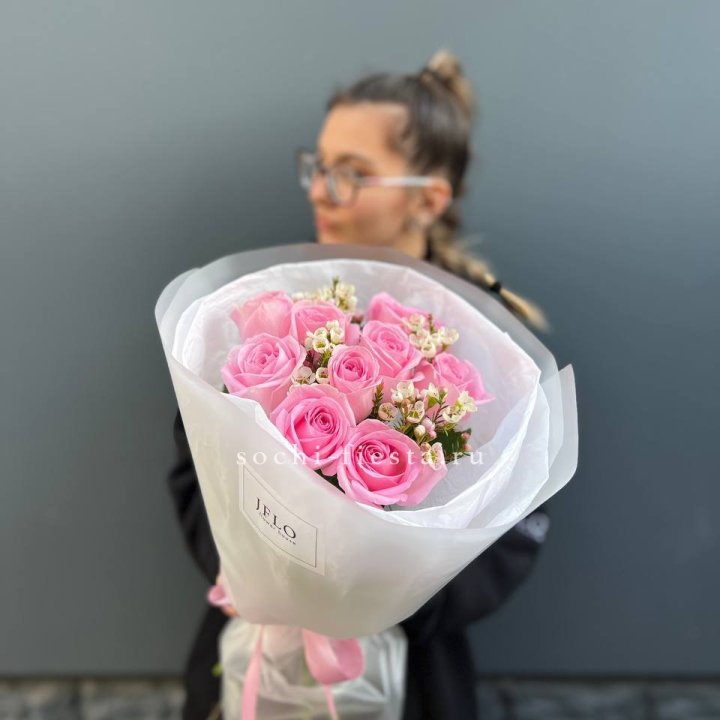 Букет розовых роз  в Шахтах