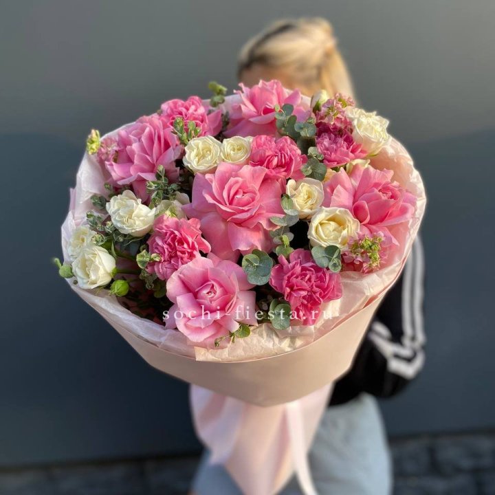  Букет "Малина" с доставкой в Шахтах