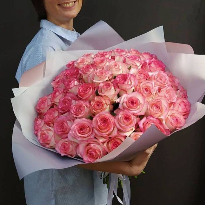 101 роза Джумилия в оформлении  в Шахтах