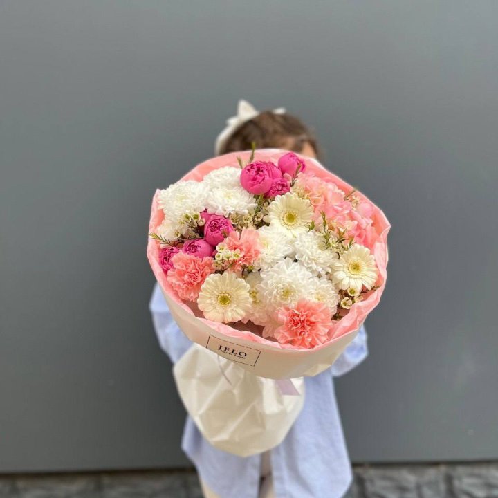 Букет "Лилиана" с доставкой в Шахтах