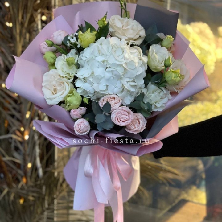 Букет с гортензией №3 в Шахтах