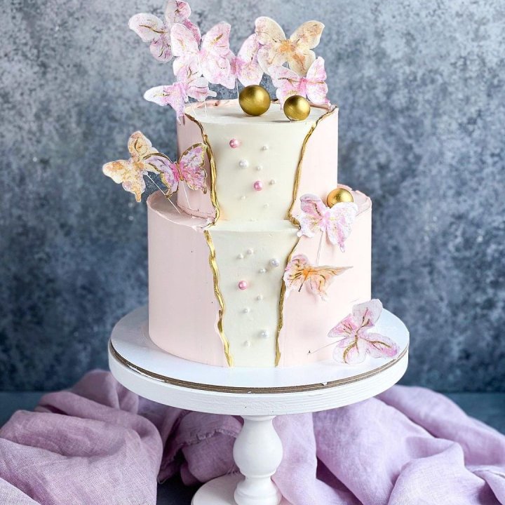 Торт "Бабочки в животе" в Шахтах