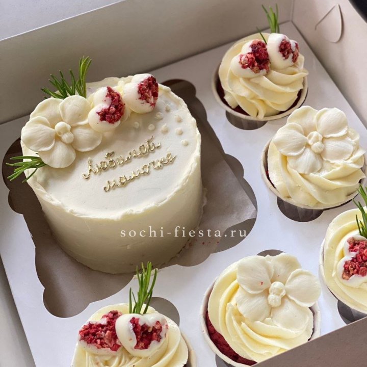 Капкейки и бенто-торт "Мамочке" в Шахтах