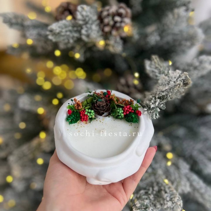 Свеча ароматическая в гипсе Руки с шишкой в Шахтах