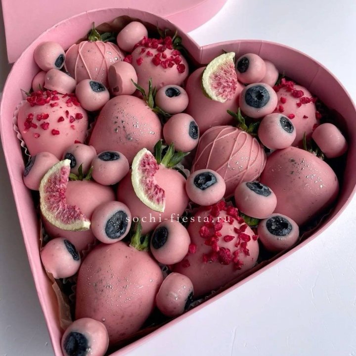 Клубника в шоколаде Сердце в Шахтах