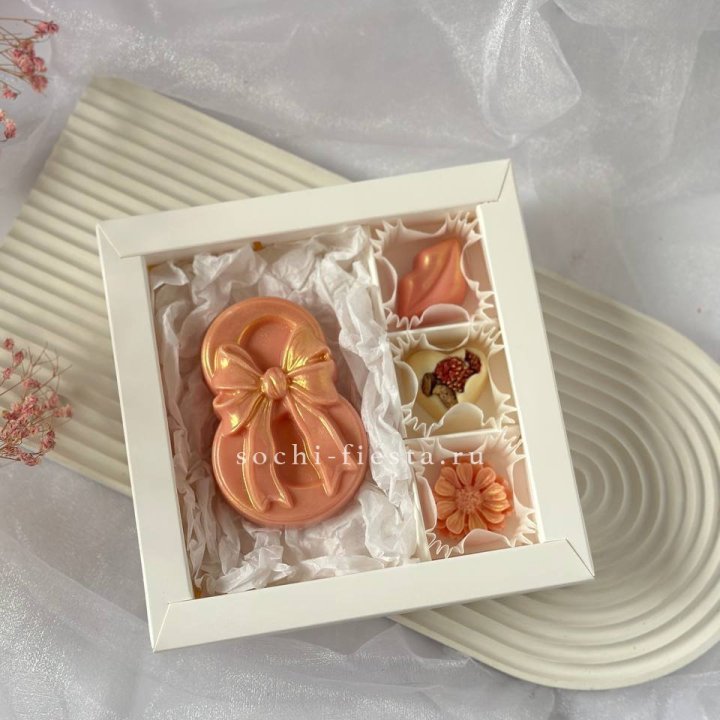 Конфеты из шоколада 8 Марта в Шахтах