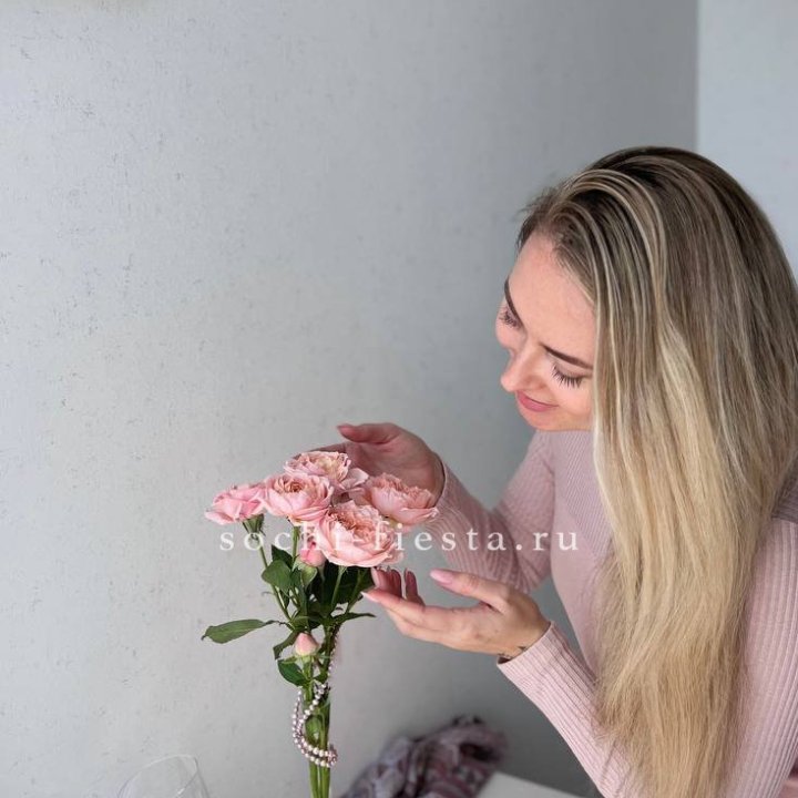 Цветочная подписка "Пакет маленький" в Шахтах