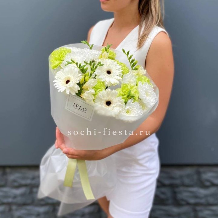 Букет "Джиржи фловерс" в Шахтах