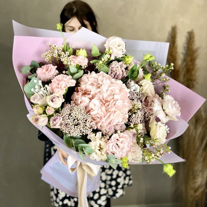 Дизайнерский букет "Трели кримс" в Шахтах