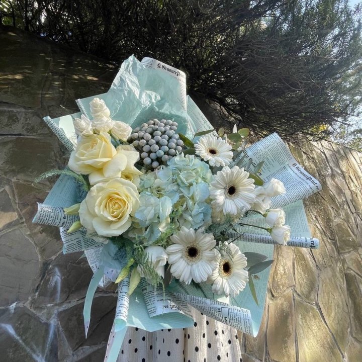 Дизайнерский букет "Линдж-блю" в Шахтах