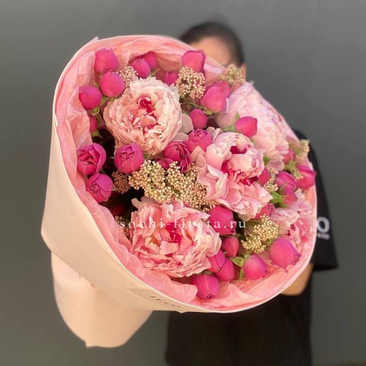  Букет с пионами "Преференс" в Шахтах