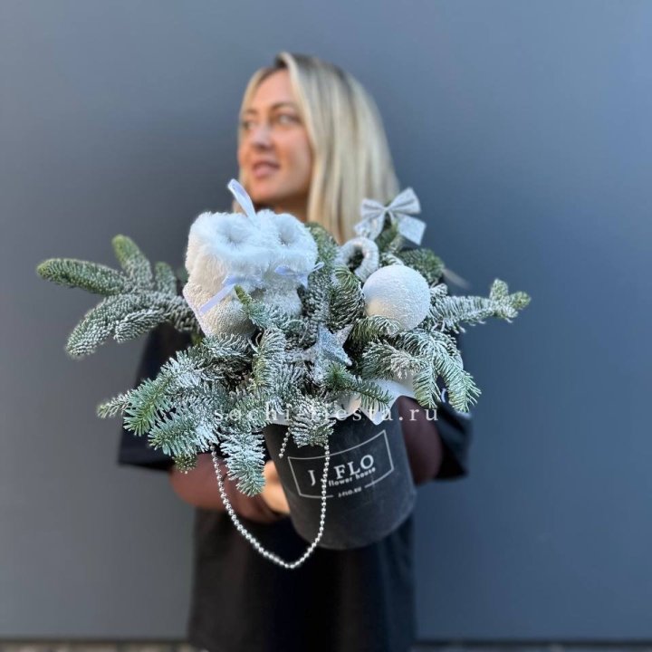 Новогодний бокс "Ботс вайт" в Шахтах