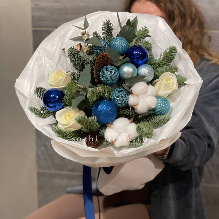 Новогодний букет "Синий иней" в Шахтах