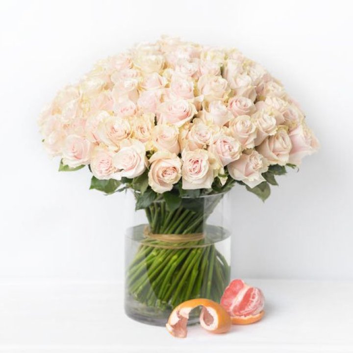 101 кремовая роза в Шахтах