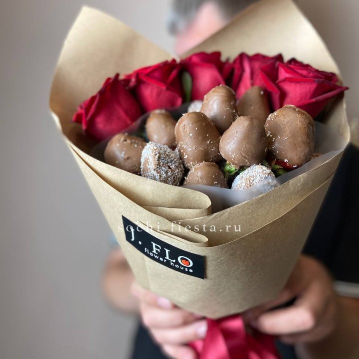 "Тандем с шоколадной клубникой" в Шахтах