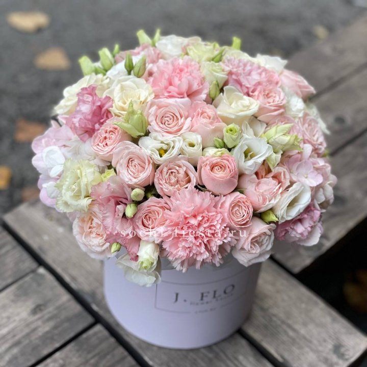 Цветочный бокс "Люксур" в Шахтах