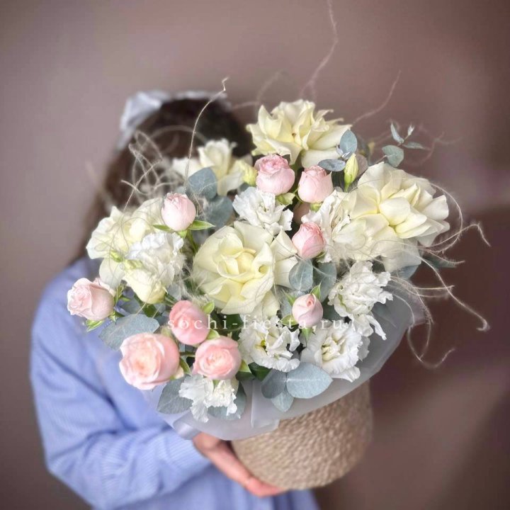 Авторский бокс "Милена" в джутовом кашпо в Шахтах