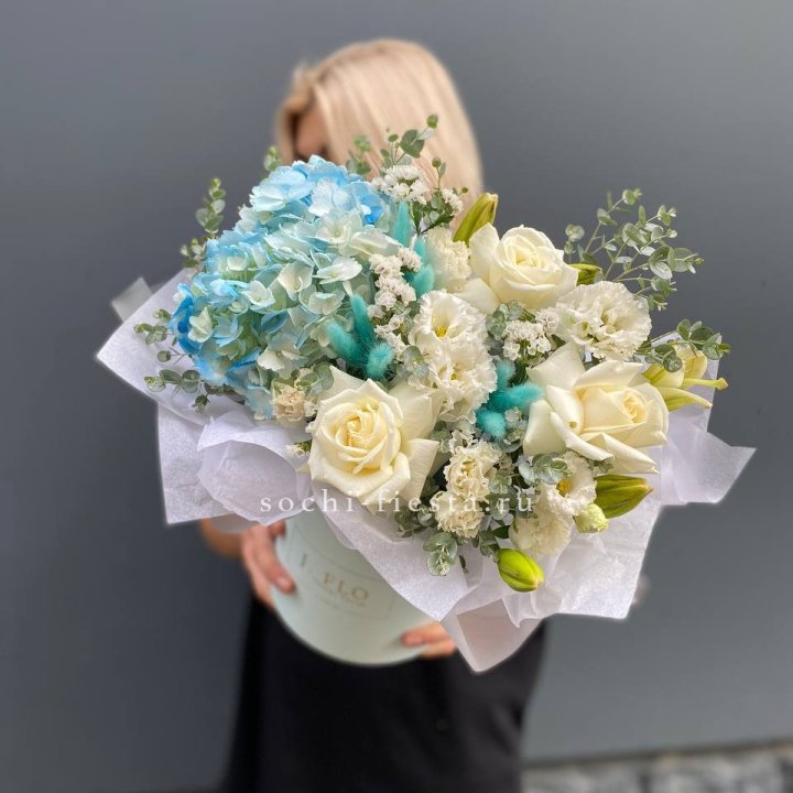 Цилиндр в голубых оттенках №1 в Шахтах