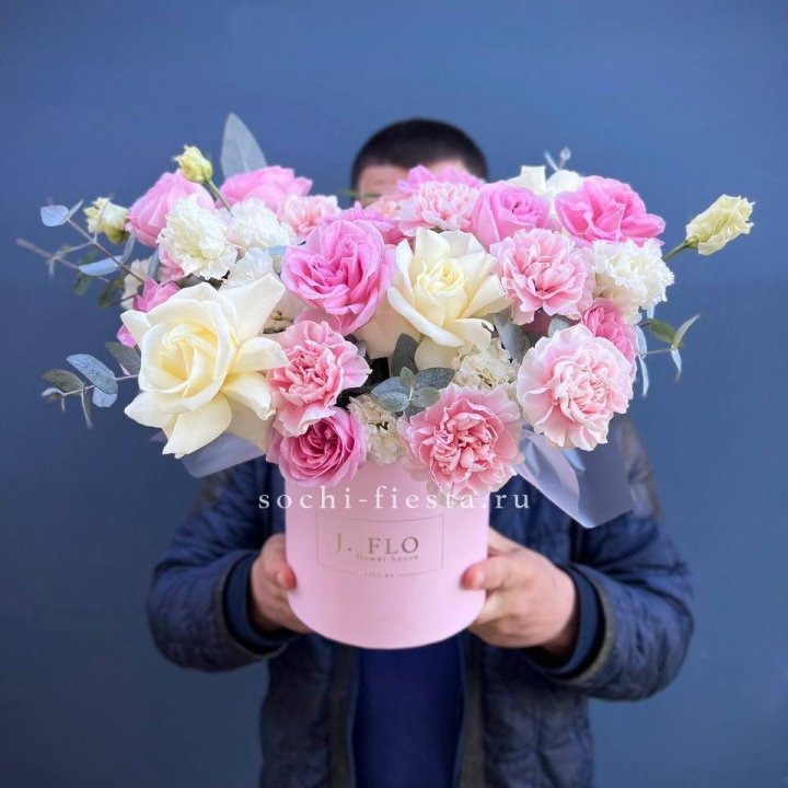 Цветочный бокс "Памела" в Шахтах