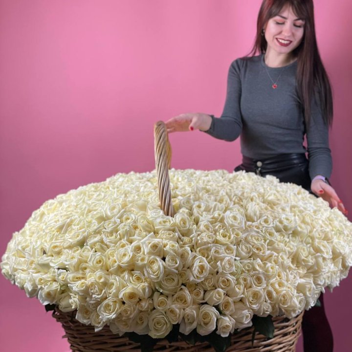 1001 белая роза в Шахтах