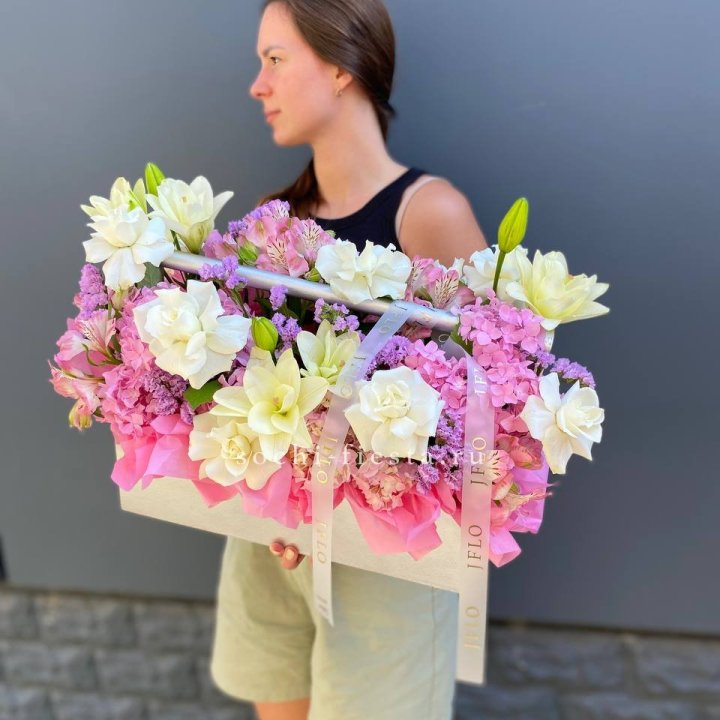 Большой бокс розовый в Шахтах