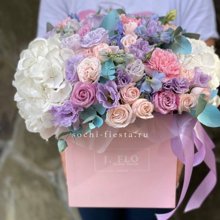 Цветочный бокс макси каб в Шахтах