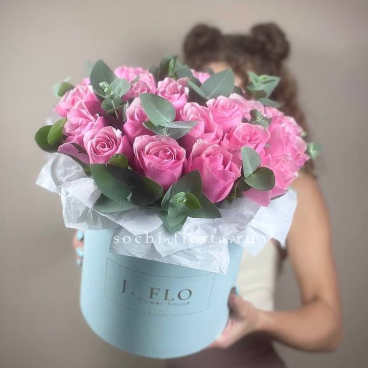 Бокс 27 роз в Шахтах