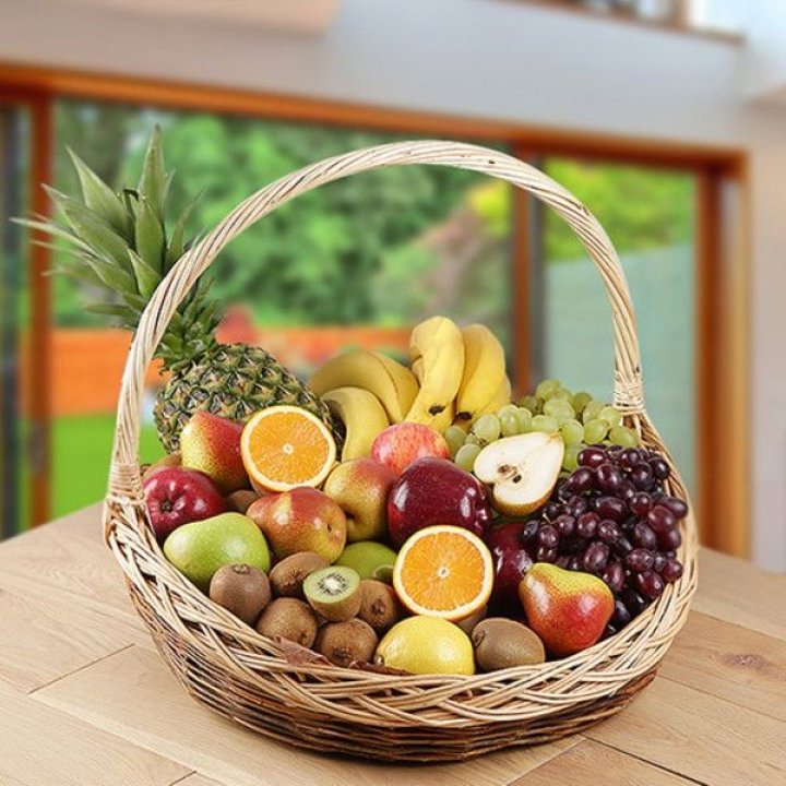 Фруктовая корзина №1 с доставкой в Шахтах