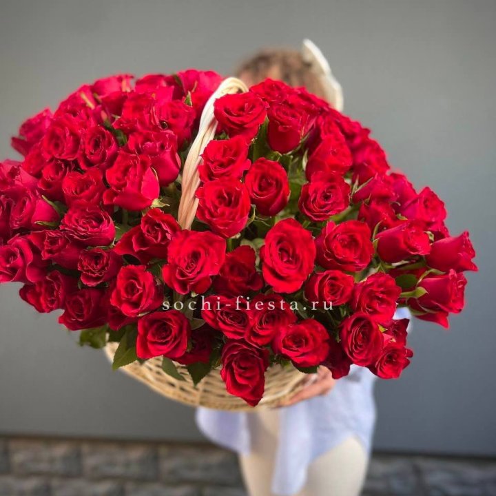 121 красная роза в корзине   в Шахтах
