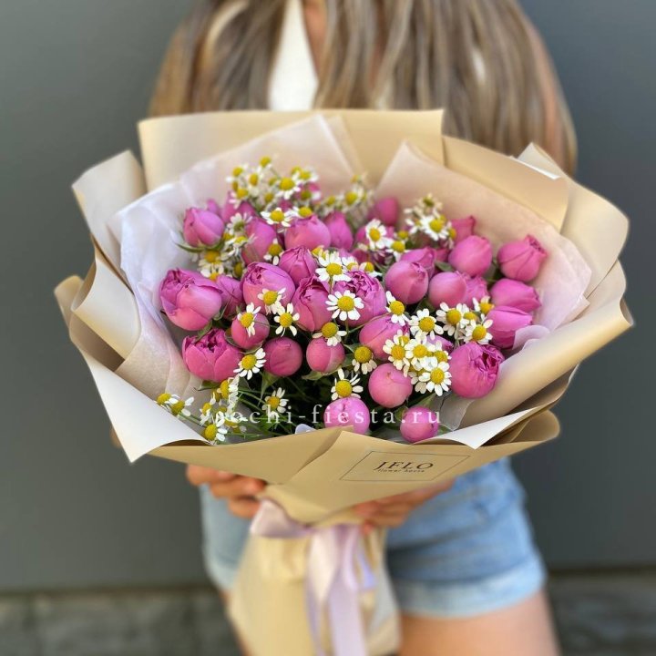 Дуобукет мисти с ромашками  в Шахтах