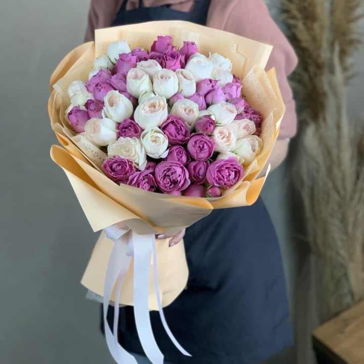 Букет кустовых роз Джулиана в Шахтах