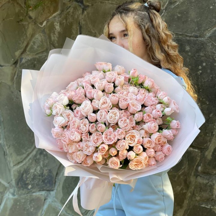 45 роза бомбастик Крем в Шахтах