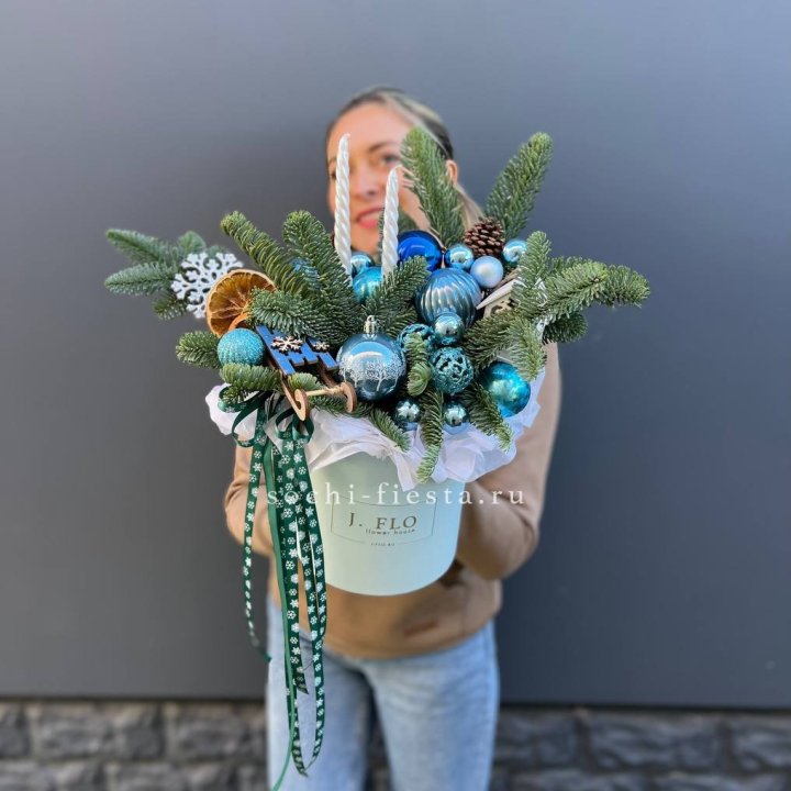 Композиция "Мери крисмас блю" в Шахтах