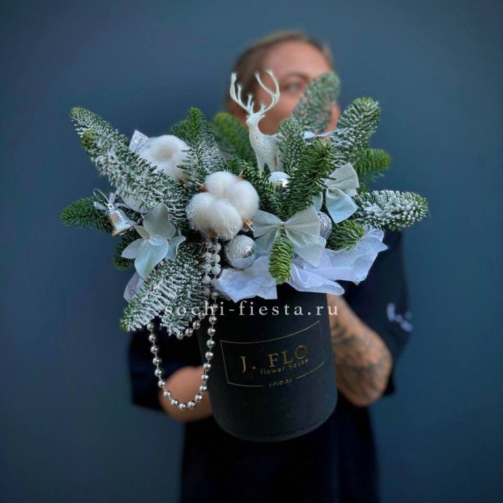 Композиция "Мери крисмас" в Шахтах