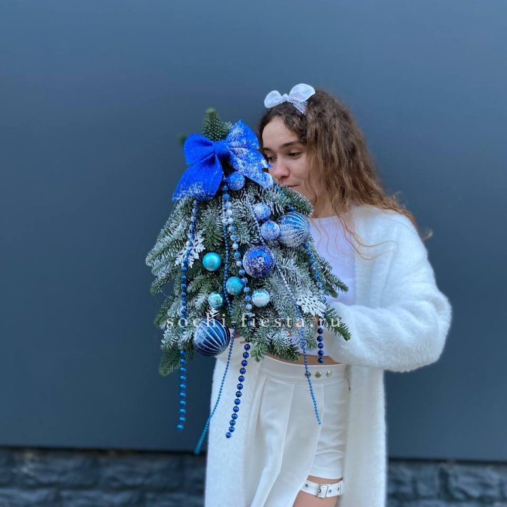 Новогодняя елочка "Блю" в Шахтах