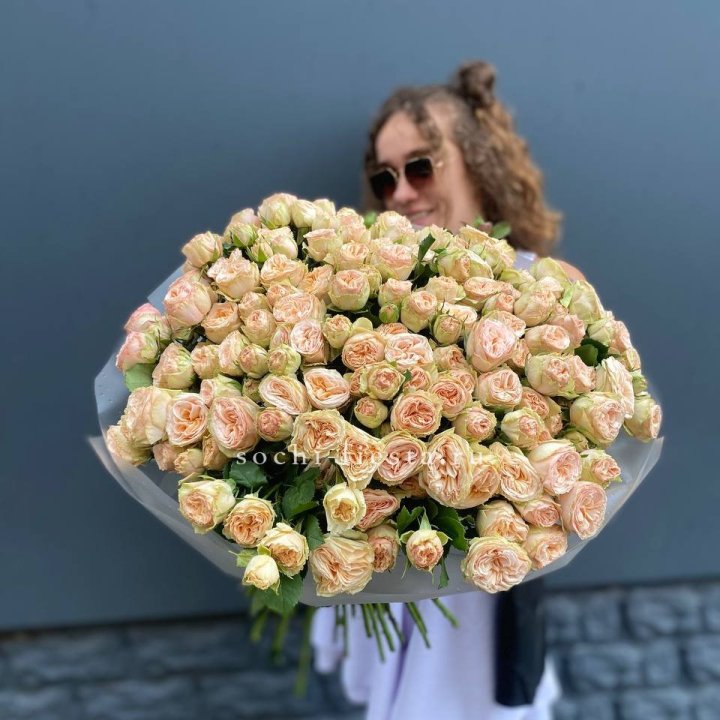 51 пионовидная роза в Шахтах