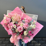 Заказать БУКЕТЫ ИЗ ЦВЕТОВ в Шахтах с доставкой и по самым низким ценам