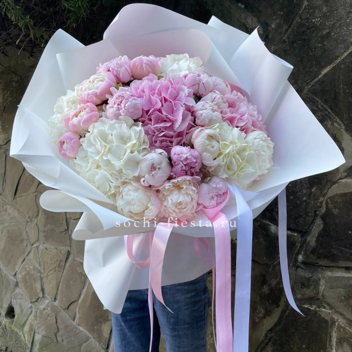 Букет "Пионы и Гортензии" в Шахтах