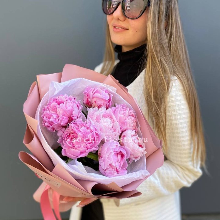 7 пионов в оформлении в Шахтах