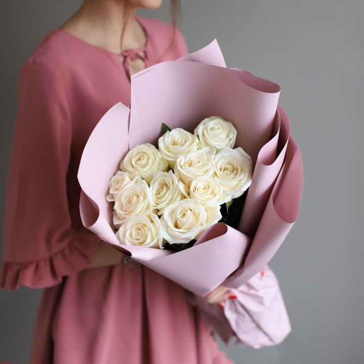 11 белых роз в Шахтах