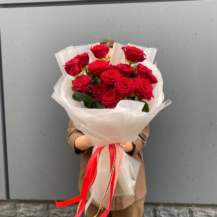 15 высоких роз  в Шахтах