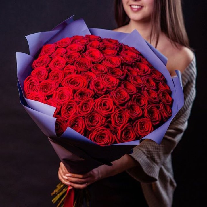 71 красная роза в Шахтах