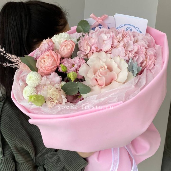 Авторский букет "Пинки" в Шахтах