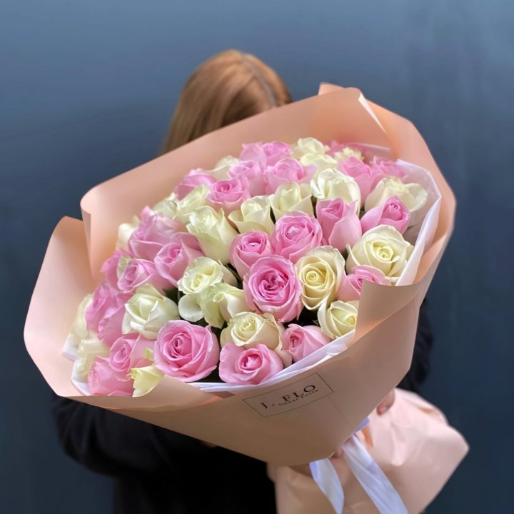 55 роз микс нежности в Шахтах