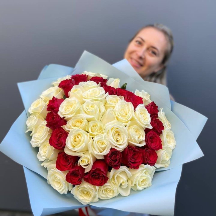 51 роза "Сердце" в Шахтах