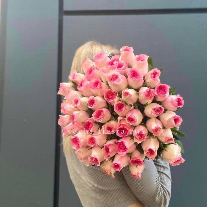 51 розовая роза в Шахтах